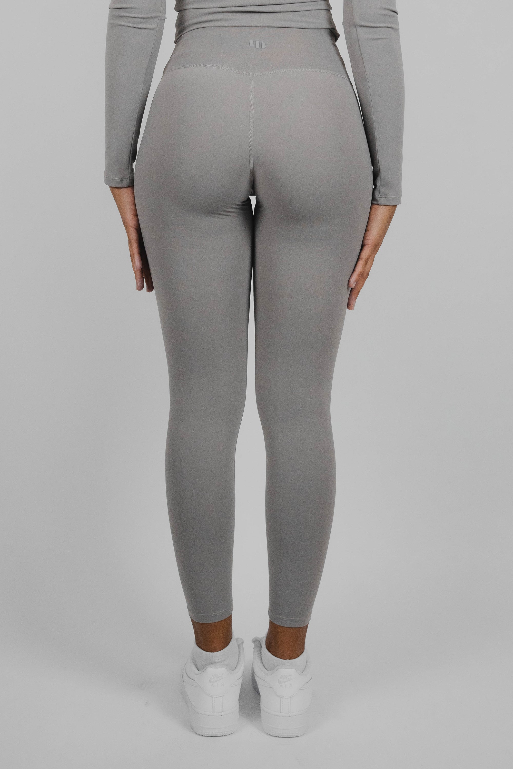 BUTTER LEGGING